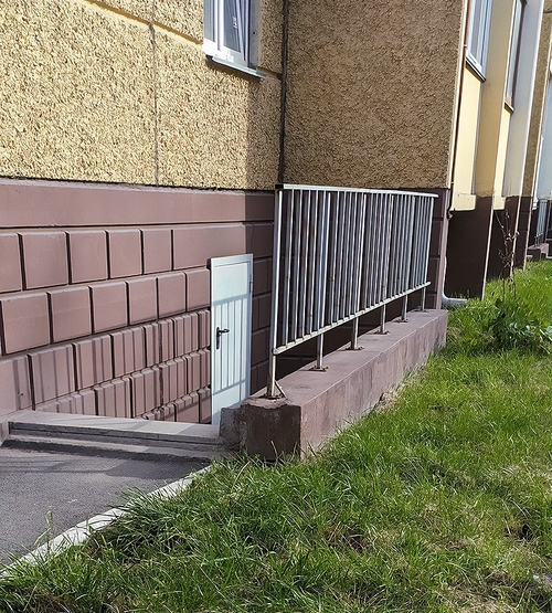 Дверь в подвальное помещение МКД Дверь в подвальное помещение МКД