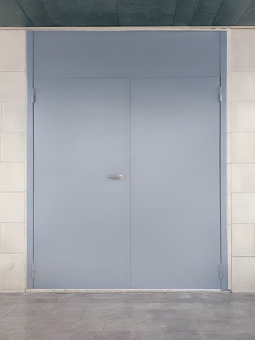 Дверь с верхней вставкой Дверь с верхней вставкой