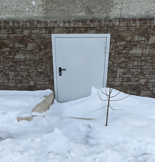 Подвальная дверь Подвальная дверь