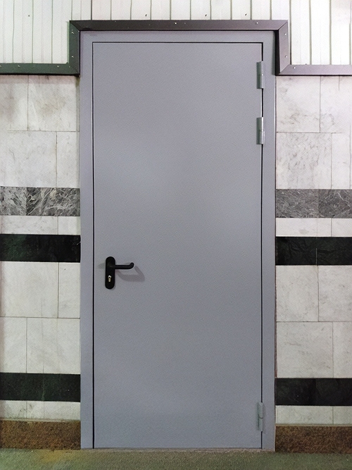Дверь в тех.помещение Дверь в тех.помещение