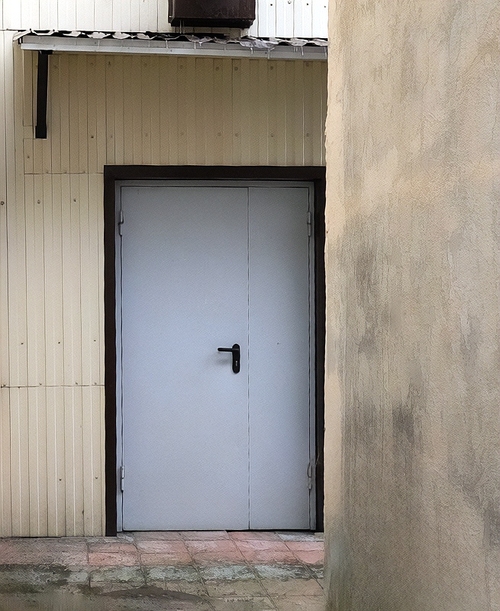 Серая огнестойкая дверь (1,5 створки) Серая огнестойкая дверь (1,5 створки)