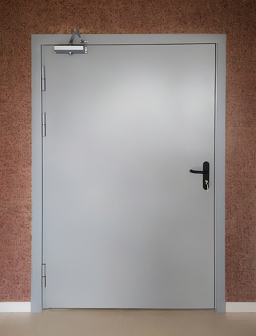 Широкая дверь антипаника Широкая дверь антипаника