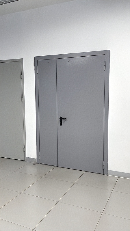 Огнестойкая полуторная дверь Огнестойкая полуторная дверь