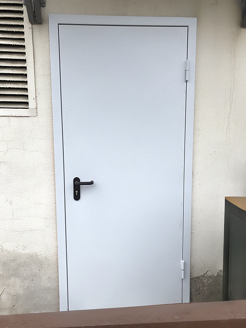 Стандартная огнезащитная дверь Стандартная огнезащитная дверь